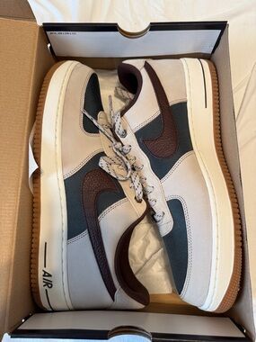 Men's Low-Top Casual Sneakers in Beige, Brown, and Black